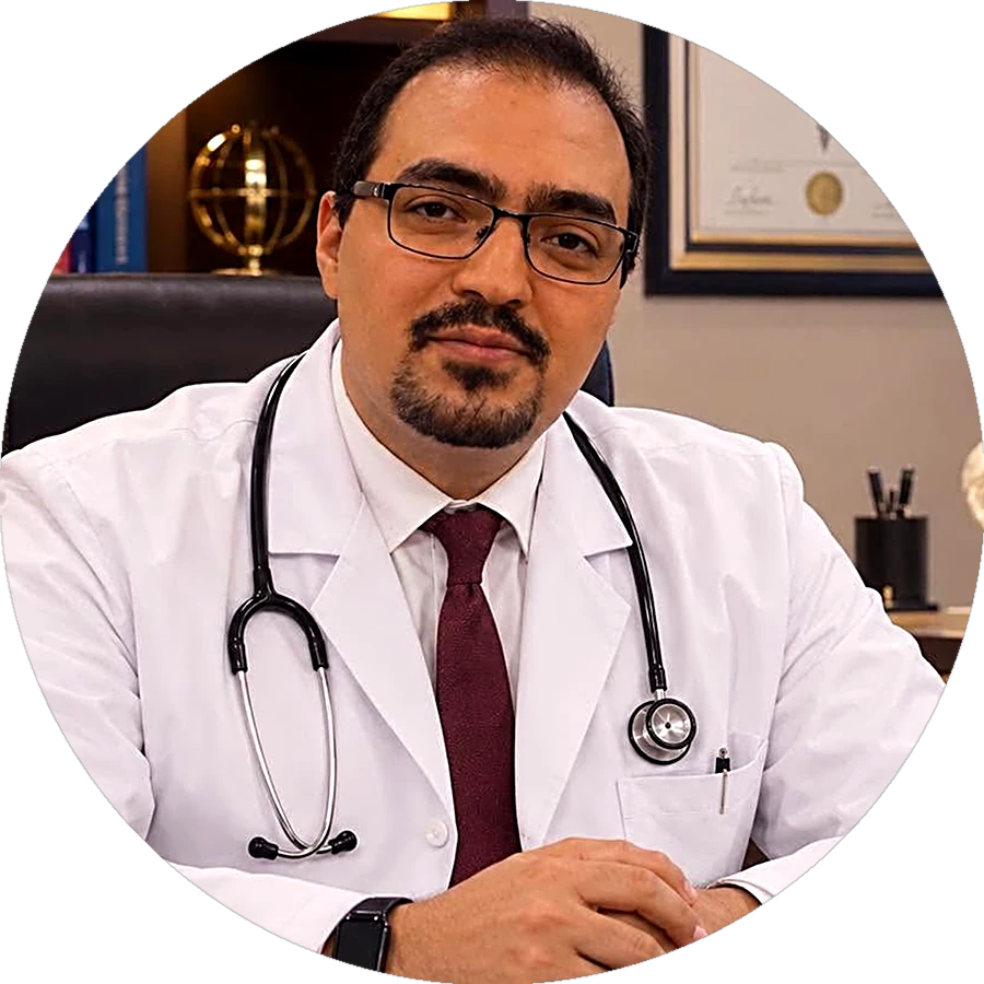 د. أبوبكر عماد الميهي، استشاري جراحة العظام والعمود الفقري